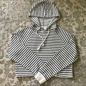H&M hooded crop top shirt, size xs